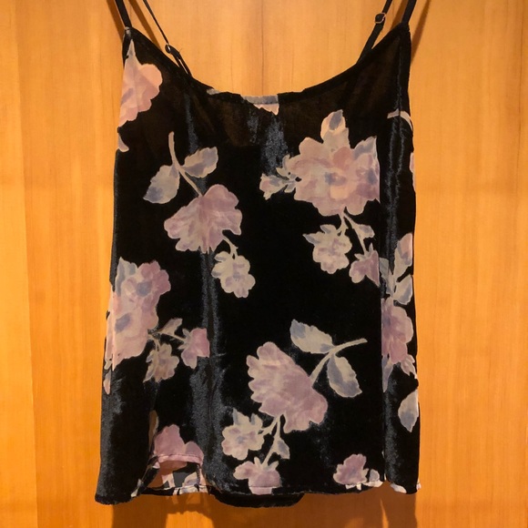 Chelsea | Floral blouse - Picture 2 of 8